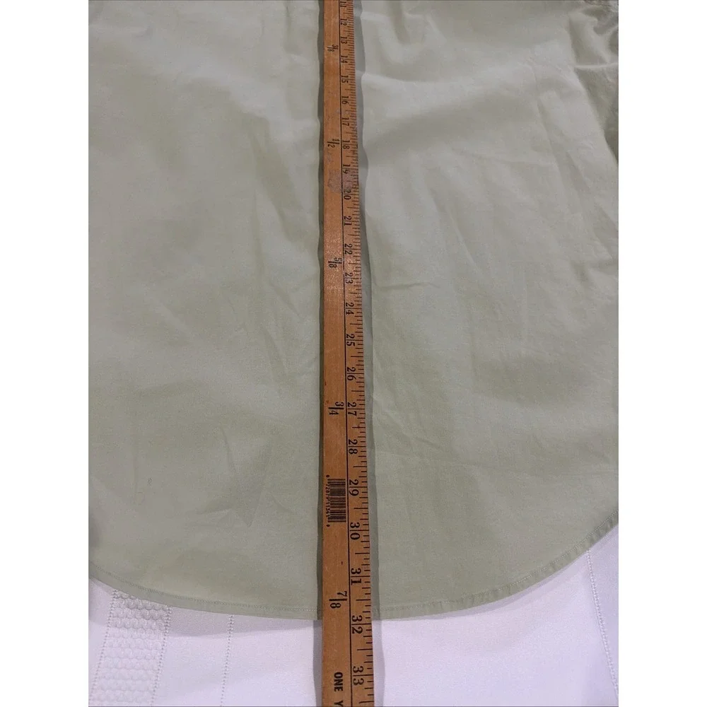 Banana Republic Mens Size Large Light Green Stretch Classic Button Down Shirt